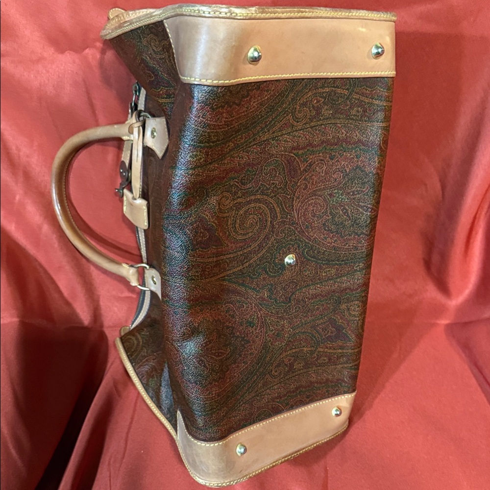 Elegant Etro Paisley Handbag with Tan Accents made in Italy - Picture 7 of 7